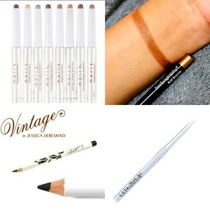 Eyeliner and eyeshadow bundle